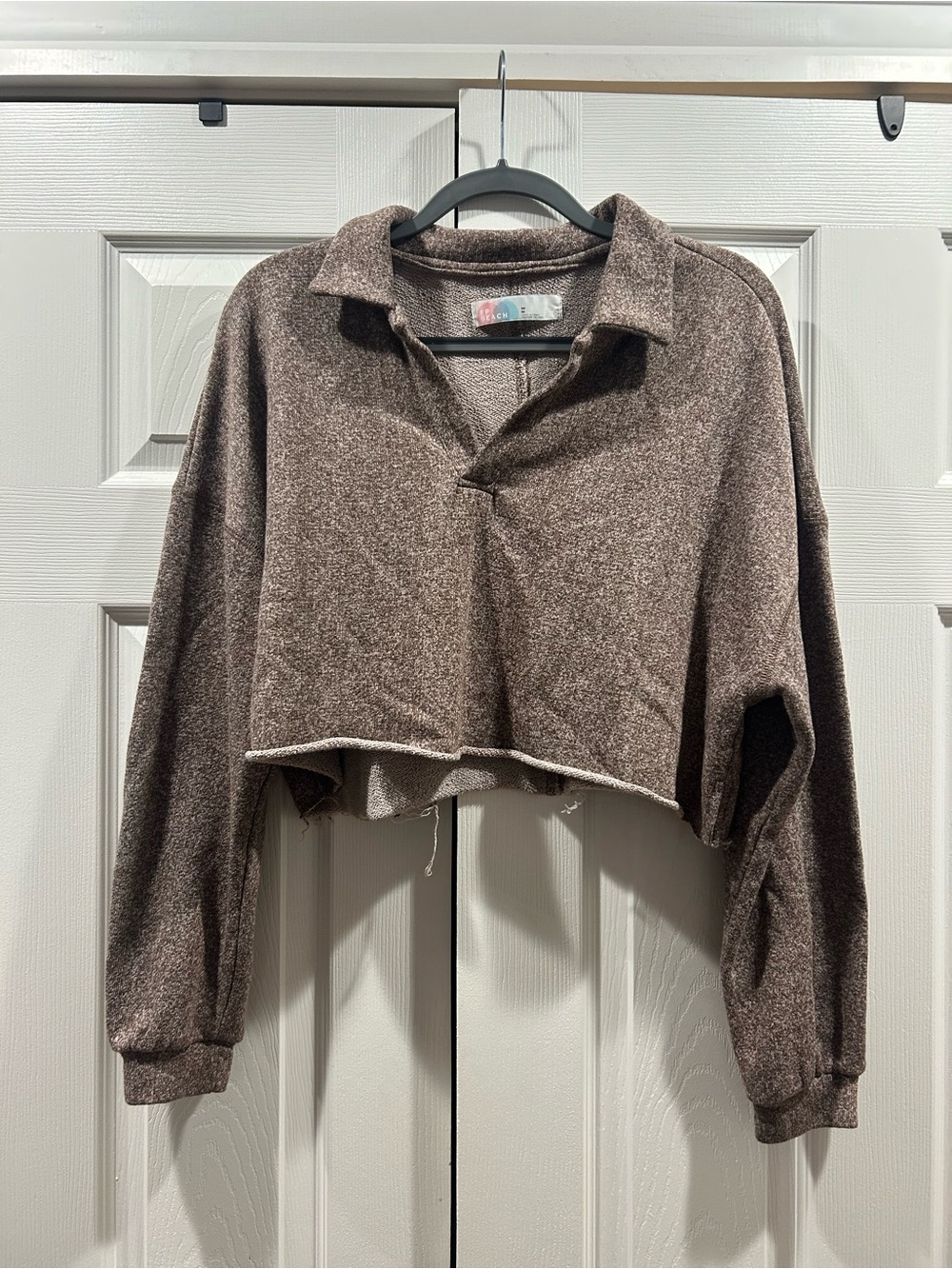 Collared Distress Top - Picture 2 of 4